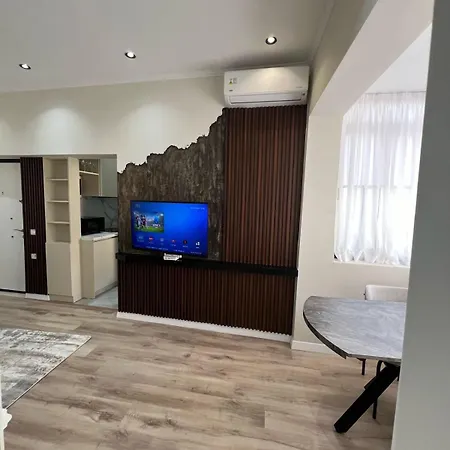 Glauk Apartment *